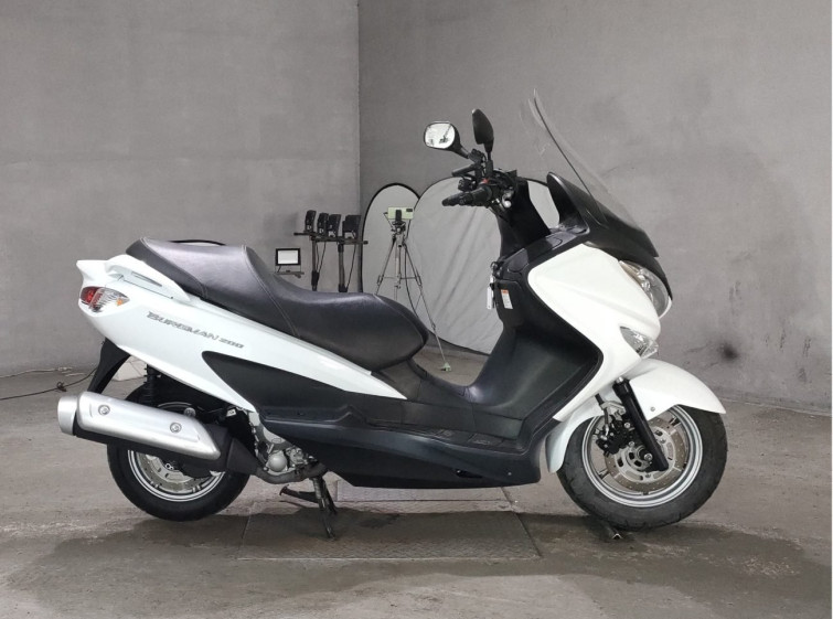 Мотоцикл Suzuki BURGMAN200 с пробегом 12313 km