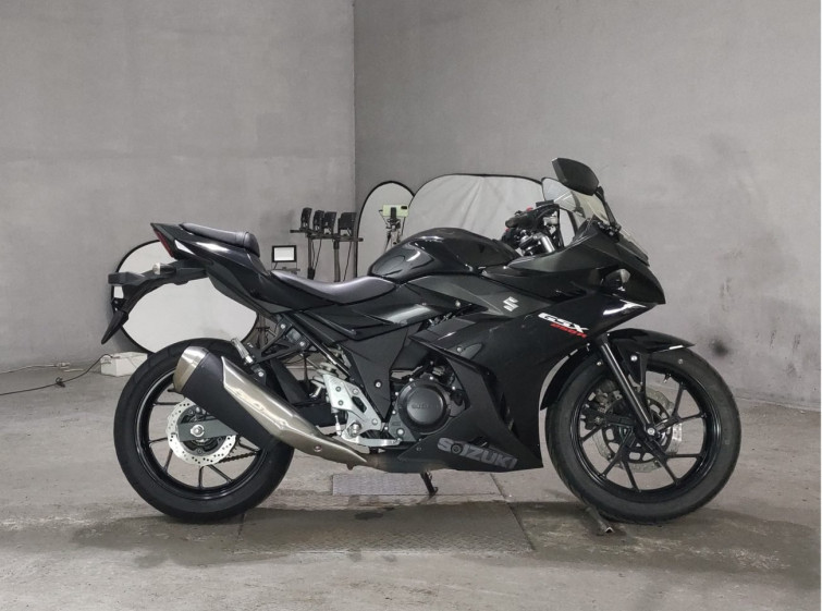 Мотоцикл Suzuki GSX250R з пробігом 17052 km