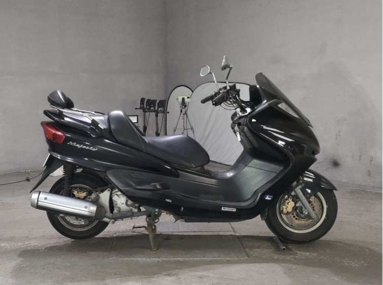 Мотоцикл Yamaha MAJESTY 250C с пробегом 18326 km