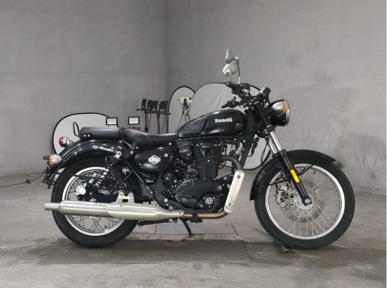 Мотоцикл Benelli IMPERIALE 400 з пробігом 6445 km