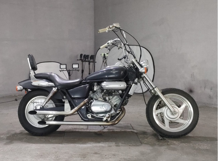 Мотоцикл Honda MAGNA250 з пробігом 23781 km