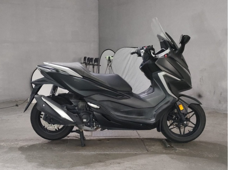 Мотоцикл Honda FORZA с пробегом 44617 km