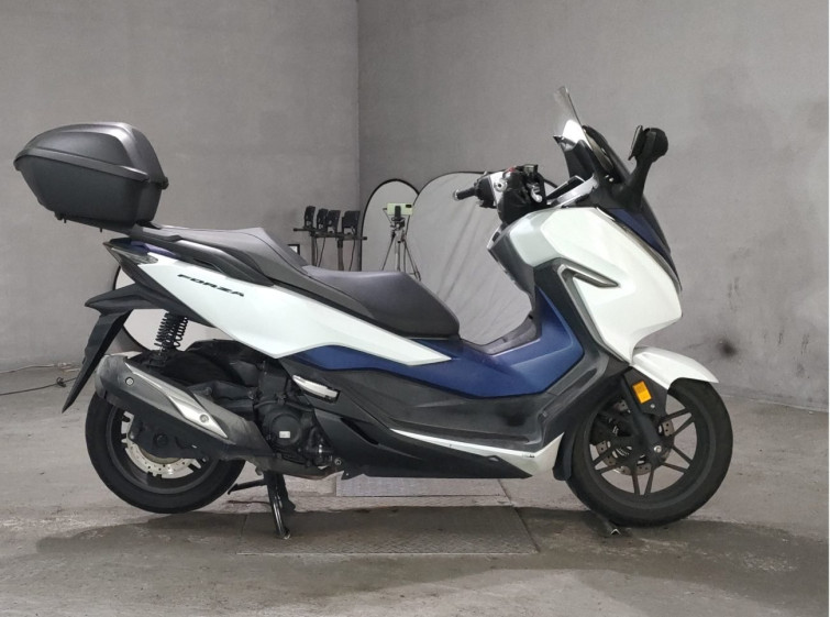 Мотоцикл Honda FORZA з пробігом 93419 km