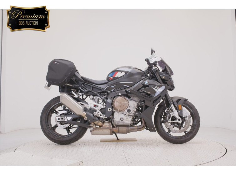 Мотоцикл BMW S1000R с пробегом 7824 km
