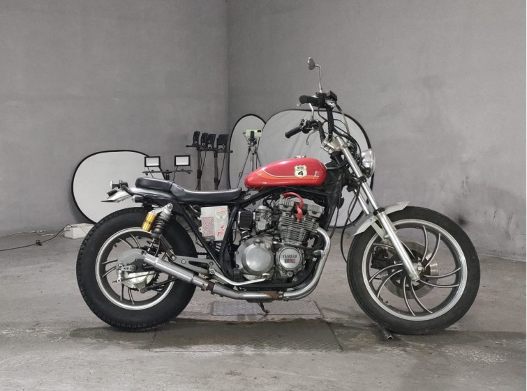 Мотоцикл Yamaha XJ400SPL з пробігом 6252 km