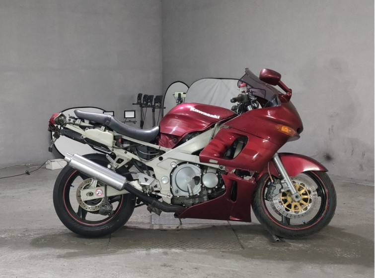 Мотоцикл Kawasaki ZZ-R400 с пробегом 55465 km