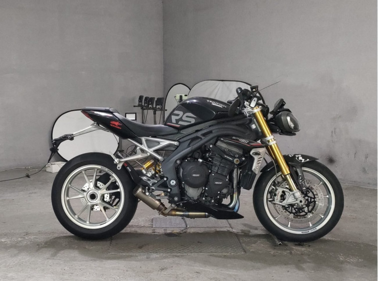 Мотоцикл Triumph SPEED TRIPLE 1200 RS с пробегом 12963 km