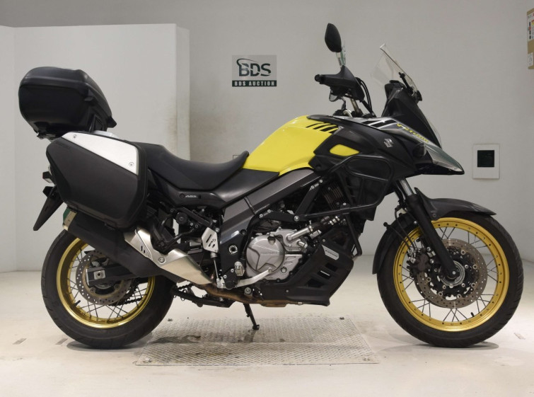 Мотоцикл Suzuki V-STROM DL650XTA з пробігом 13729 km