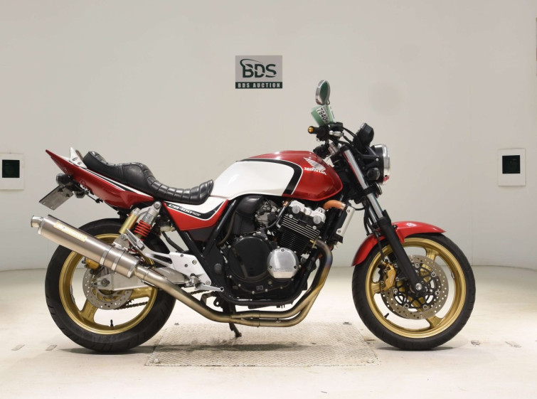 Мотоцикл Honda CB400SFV з пробігом 17808 km