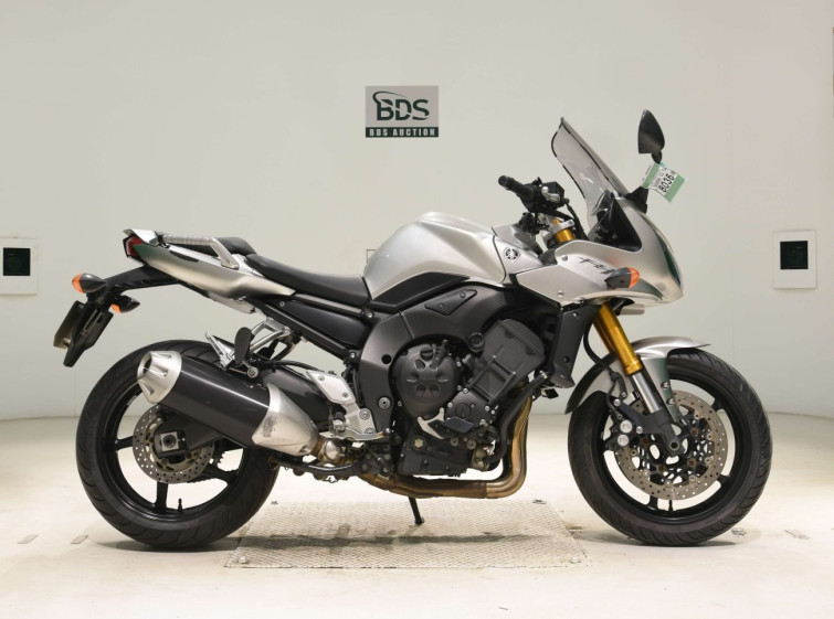 Мотоцикл Yamaha FZ1-N з пробігом 16247 km