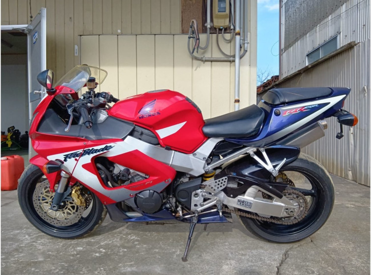 Мотоцикл Honda CBR1000RR з пробігом 44287 km