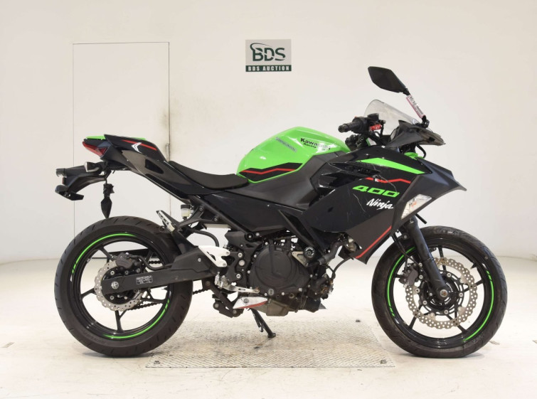 Мотоцикл Kawasaki NINJA400 с пробегом 17959 km