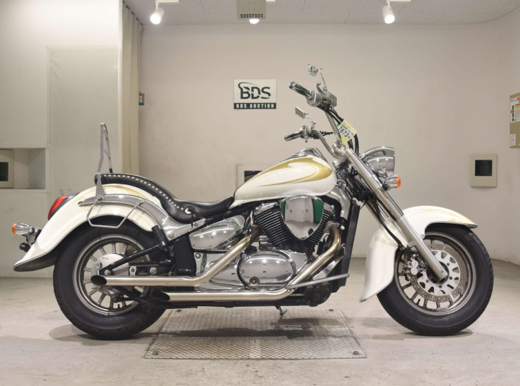 Мотоцикл Suzuki INTRUDER 400 CLASSIC с пробегом 24647 km