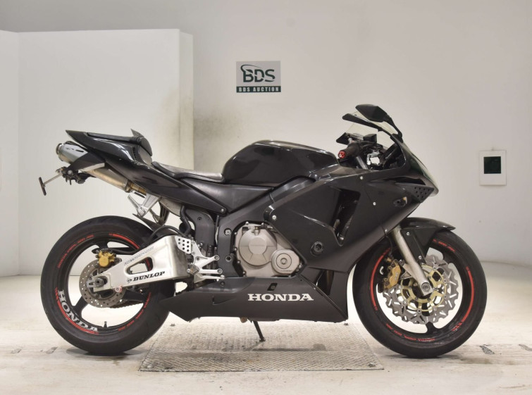 Мотоцикл Honda CBR600RR з пробігом 67100 km