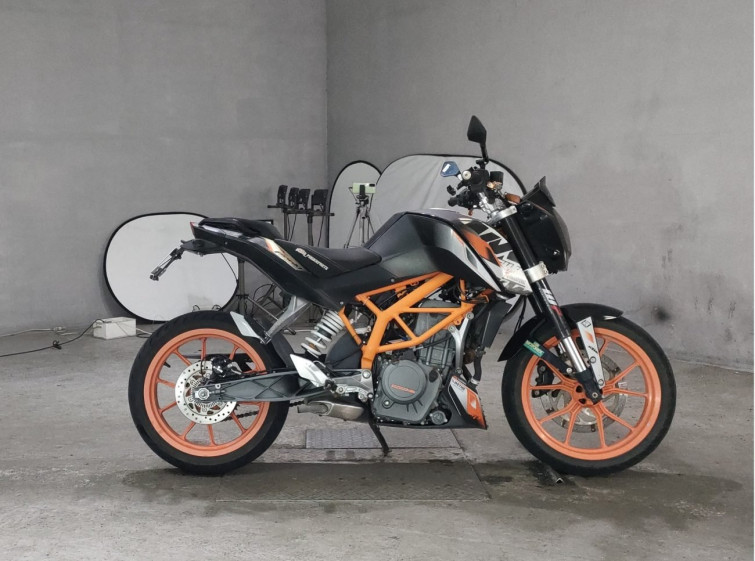 Мотоцикл KTM 250 DUKE с пробегом 29957 km