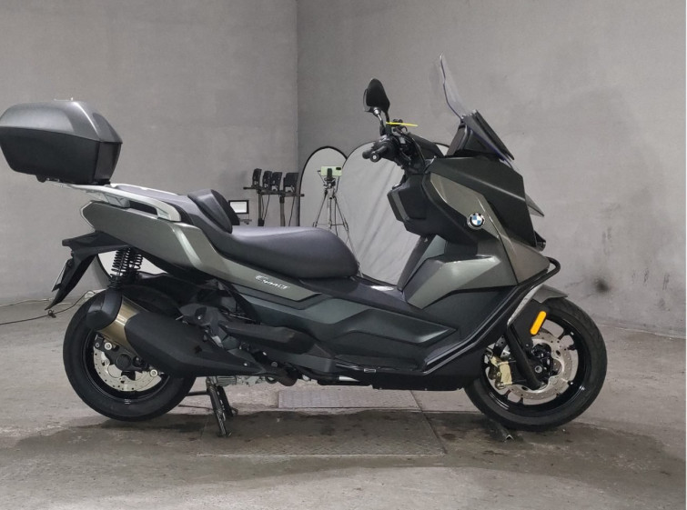 Мотоцикл BMW C400GT з пробігом 2631 km
