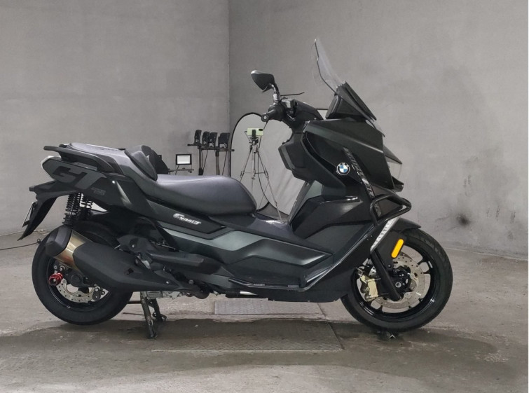 Мотоцикл BMW C400GT с пробегом 4216 km