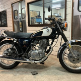 Мотоцикл Yamaha SR400 з пробігом 2875 km