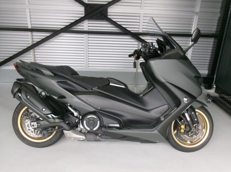 Мотоцикл Yamaha T-MAX500 с пробегом 17858 km