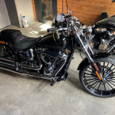 Мотоцикл HD FXBR1920