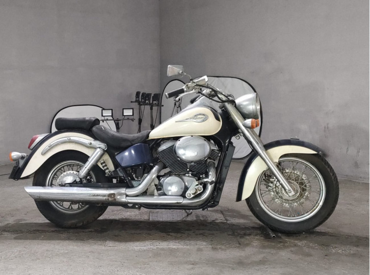 Мотоцикл Honda SHADOW400 с пробегом 11870 km