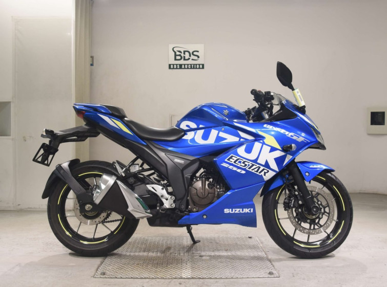 Мотоцикл Suzuki GIXXER250SF с пробегом 21094 km