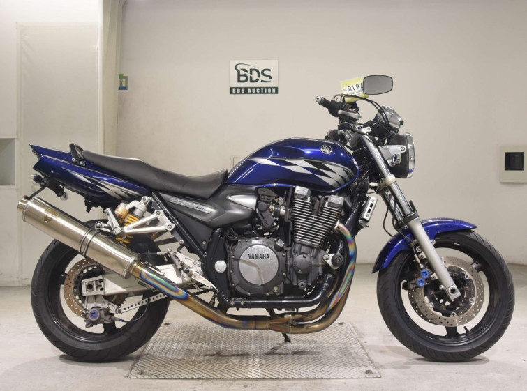 Мотоцикл Yamaha XJR1300 с пробегом 45009 km