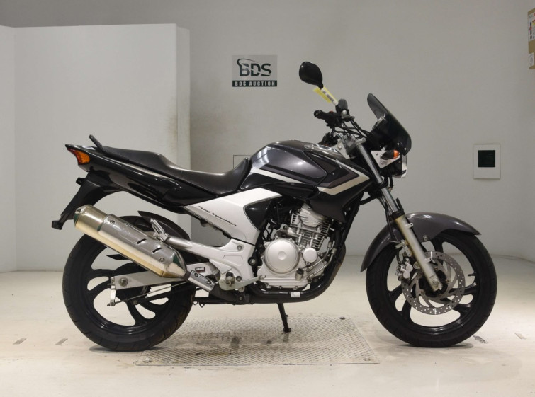 Мотоцикл Yamaha YBR250 с пробегом 9490 km