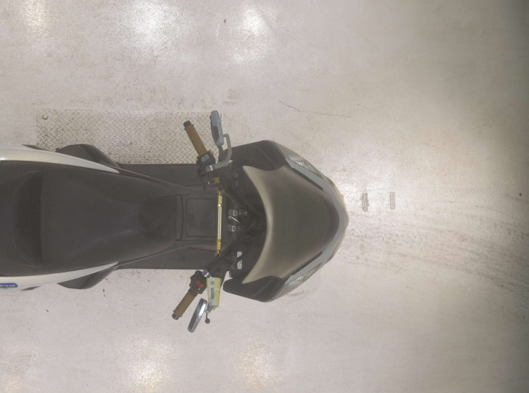 Мотоцикл Yamaha MAJESTY 400 с пробегом 33588 km