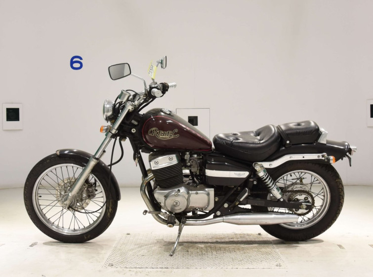 Мотоцикл Honda REBEL CMX250 з пробігом 2586 km