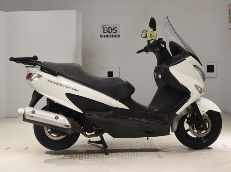 Мотоцикл Suzuki BURGMAN200 з пробігом 77099 km