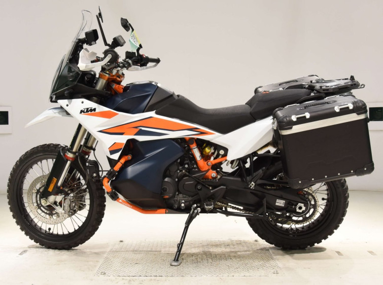 Мотоцикл KTM 890 ADVENTURE R з пробігом 14272 km