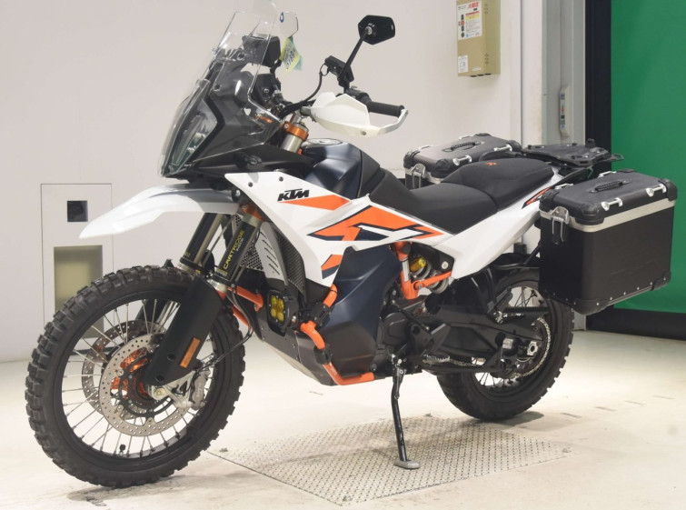 Мотоцикл KTM 890 ADVENTURE R з пробігом 14272 km