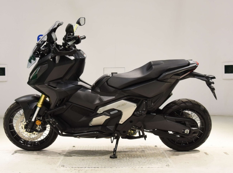 Мотоцикл Honda X-ADV750 с пробегом 3853 km