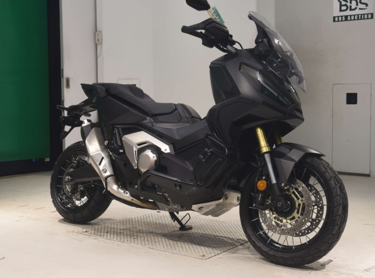 Мотоцикл Honda X-ADV750 с пробегом 3853 km