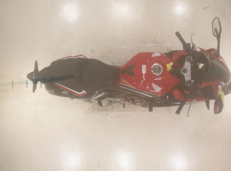 Мотоцикл Honda CBR650R з пробігом 7388 km
