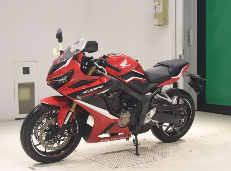 Мотоцикл Honda CBR650R з пробігом 7388 km