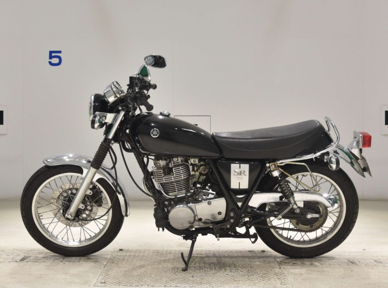 Мотоцикл Yamaha SR400 с пробегом 25109 km