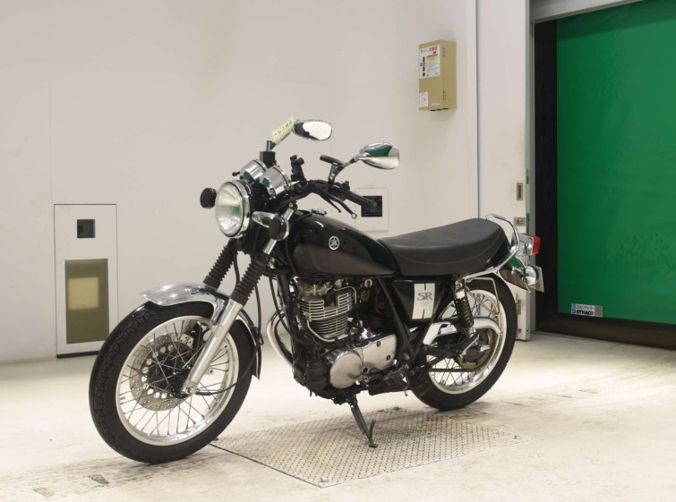 Мотоцикл Yamaha SR400 с пробегом 25109 km