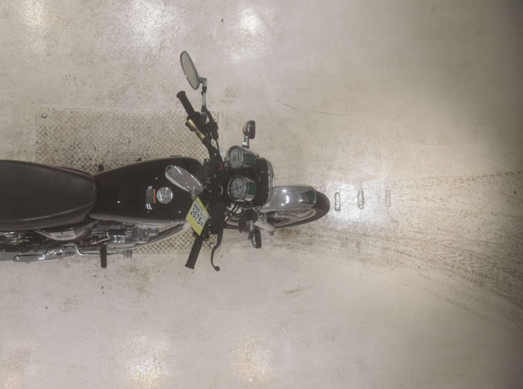 Мотоцикл Yamaha SR400 с пробегом 25109 km