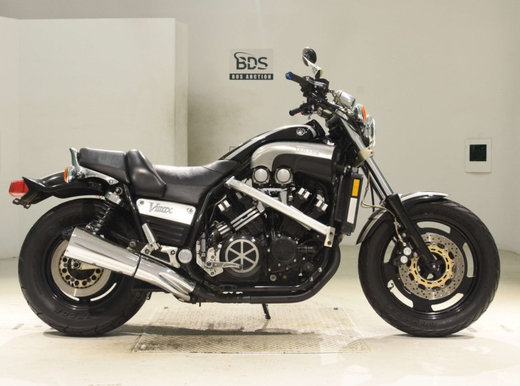 Мотоцикл Yamaha V-MAX1200 с пробегом 29587 km