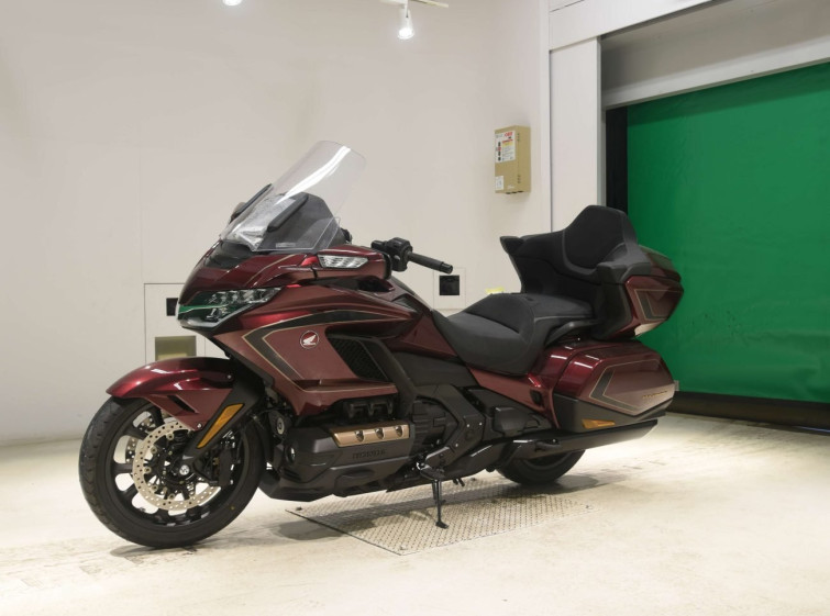 Мотоцикл Honda GL1800 с пробегом 33 km