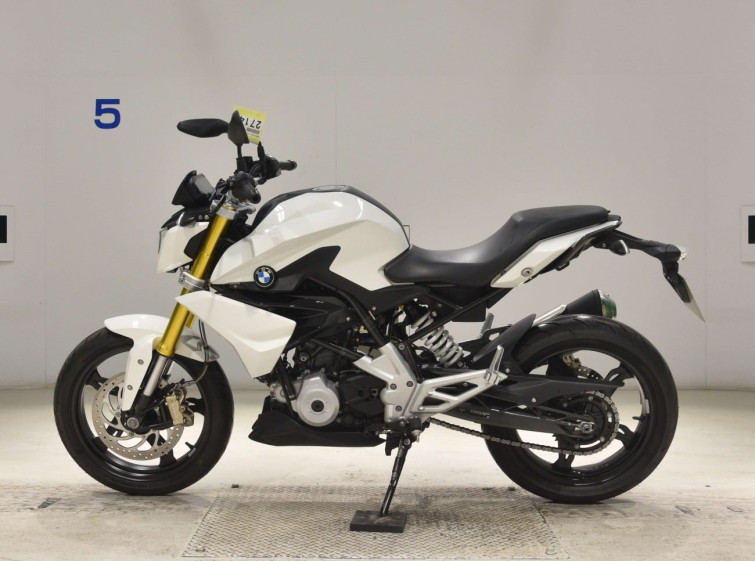 Мотоцикл BMW G310R с пробегом 4782 km