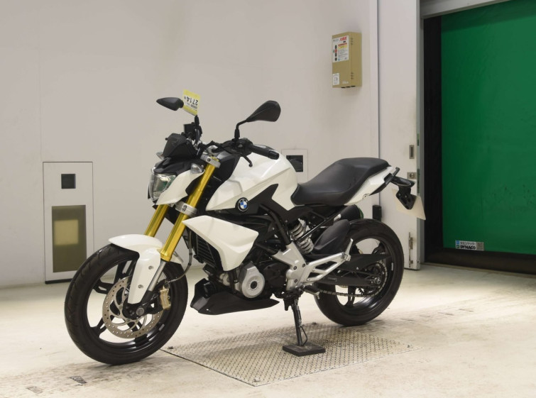 Мотоцикл BMW G310R с пробегом 4782 km