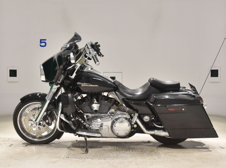 Мотоцикл HD SREET GLIDE FLHX1580