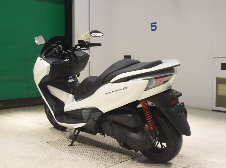Мотоцикл Honda FORZA SI з пробігом 20683 km