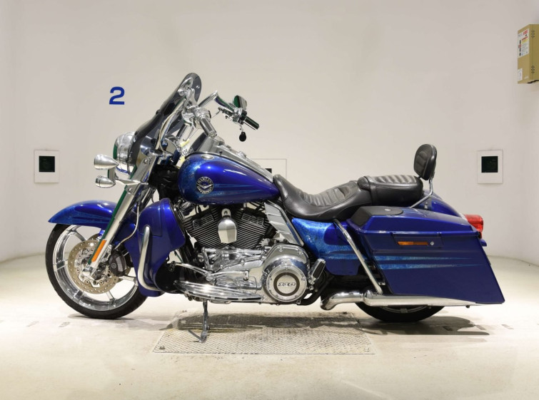 Мотоцикл HD FLHRSE1800 CVO с пробегом 61850 km