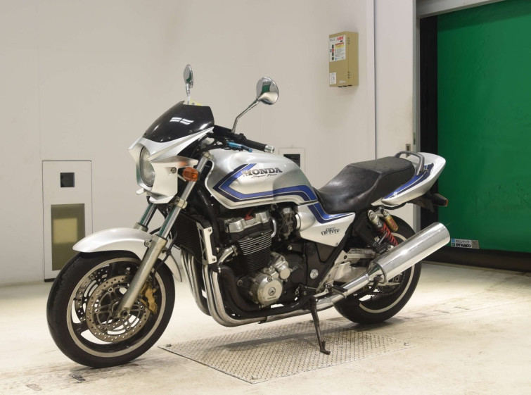 Мотоцикл Honda CB1300SF с пробегом 67778 km