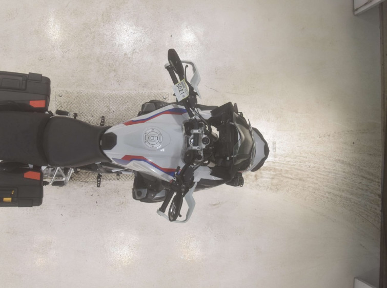 Мотоцикл BMW R1250GS с пробегом 7477 km