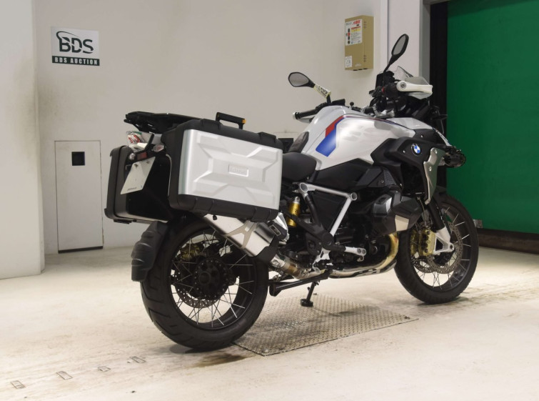 Мотоцикл BMW R1250GS с пробегом 7477 km